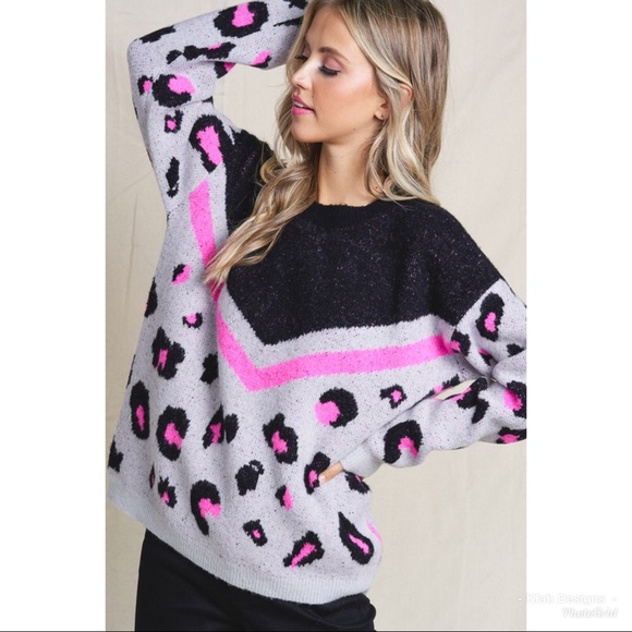 💕LAST 1! Super Soft Animal Print Chevron Sweater! - Picture 2 of 8